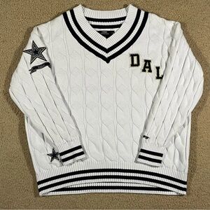 Super Rare! Pro Standard DALLAS COWBOYS PREPPY SWEATER. NWOT !!!